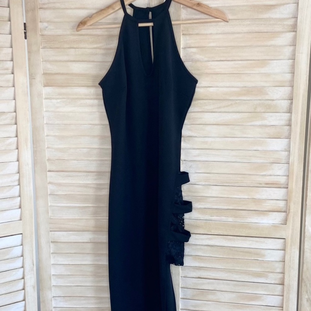 LBD with lace inset - Picture 6 of 6